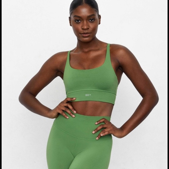 Set Active Lucky Luxform Bra and Leggings - Picture 2 of 4